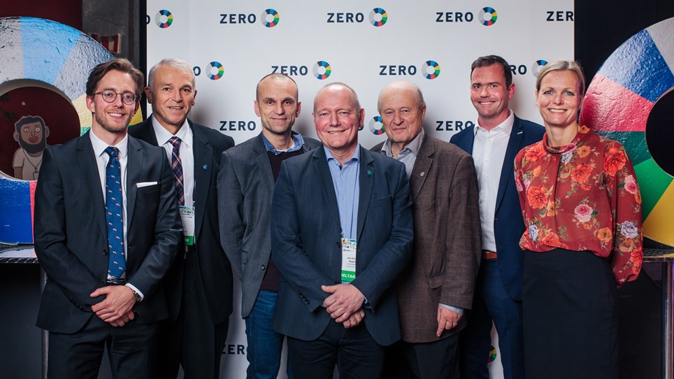 Foto: Zero) Juryen for Årets lokale klimatiltak 2018 med prisvinnerne.